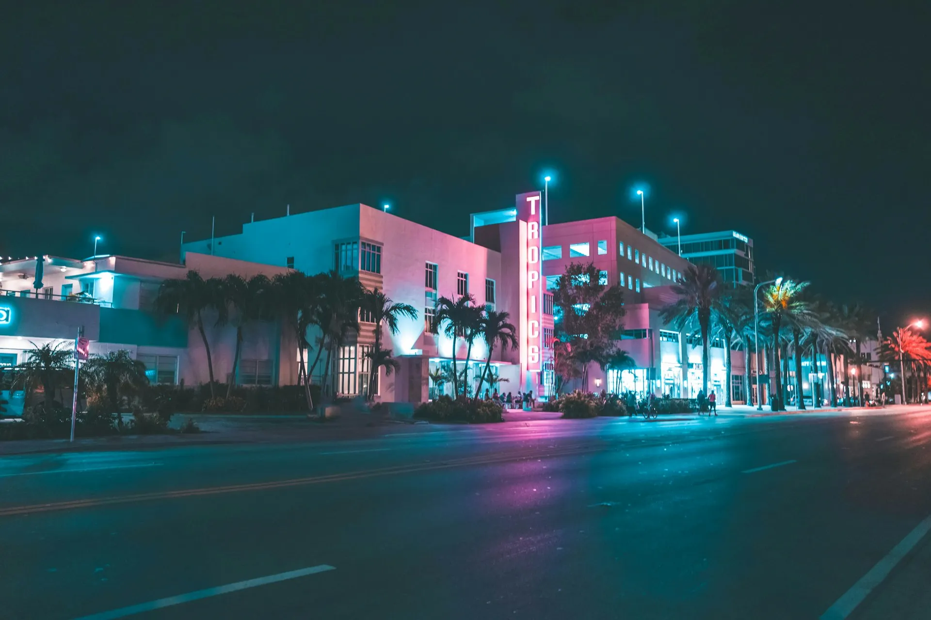 Miami FL skyline at night